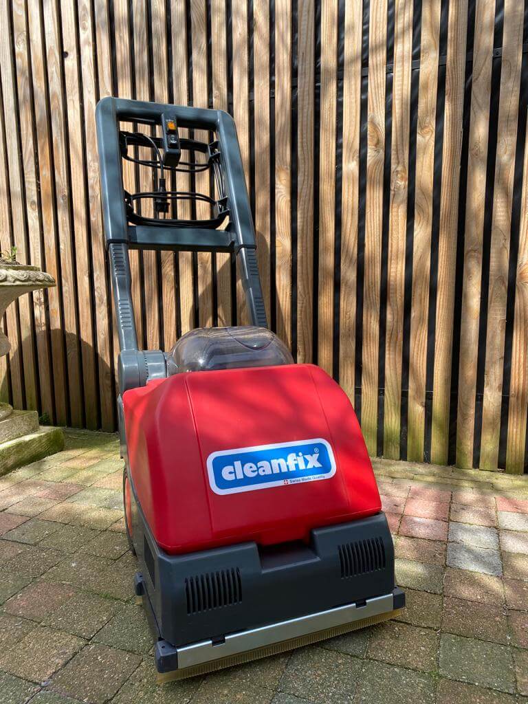 RA 300 E 1